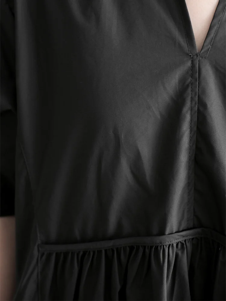 Simple Loose Black Y-neck Splicing Folds Waist Half Sleeve Big Hem Dress - Image 2