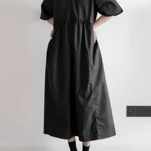 Simple Loose Black Y-neck Splicing Folds Waist Half Sleeve Big Hem Dress