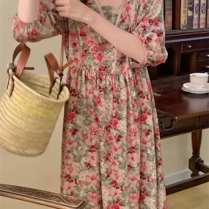 Chic V-Neck Floral High Waist Puff Half Sleeve Dress